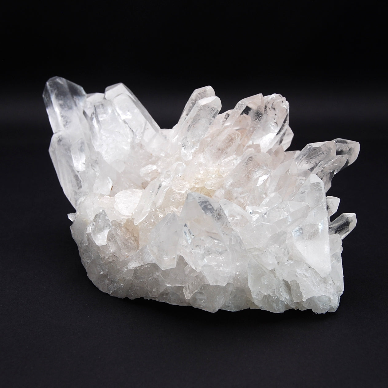 ROCK CRYSTAL 820g