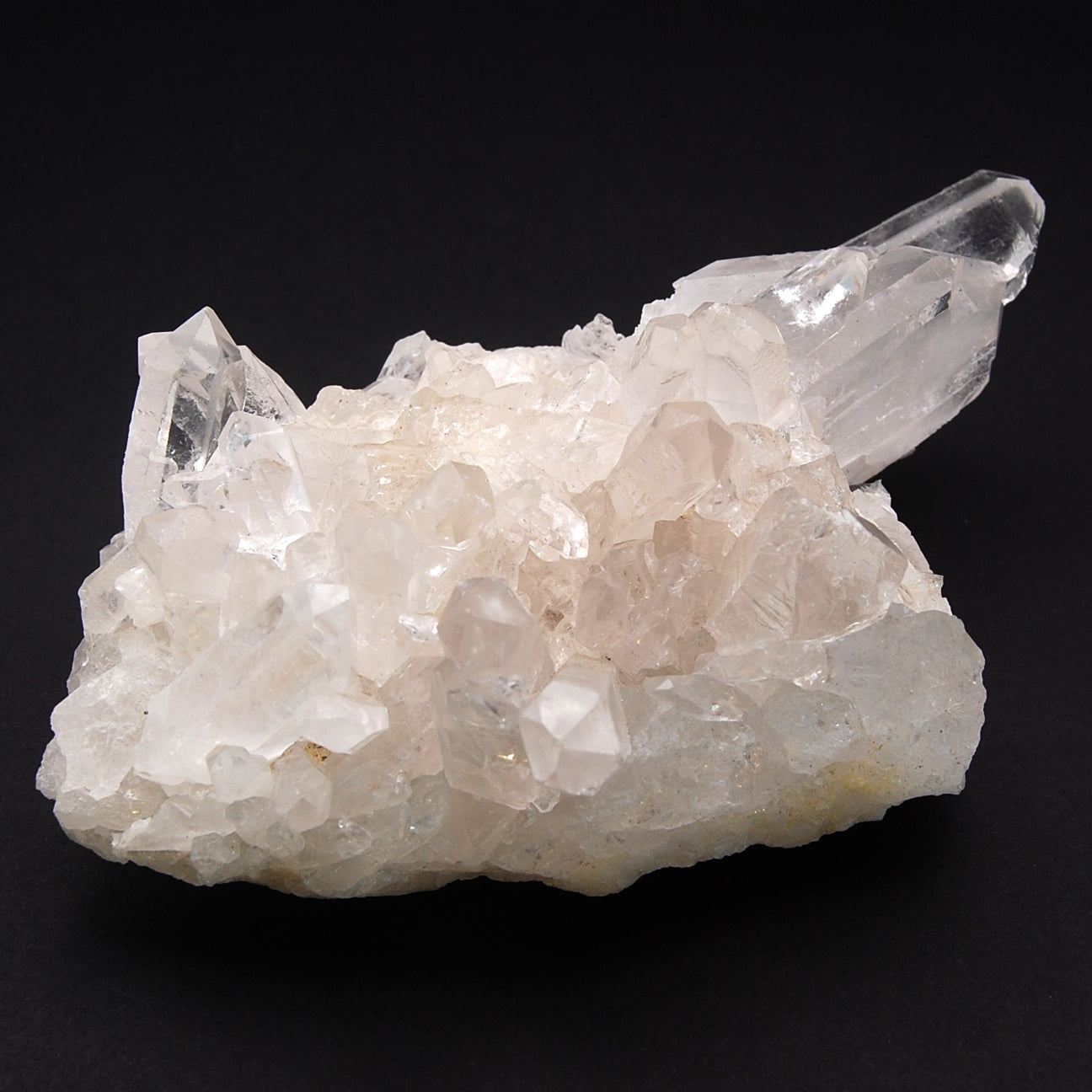 ROCK CRYSTAL 820g