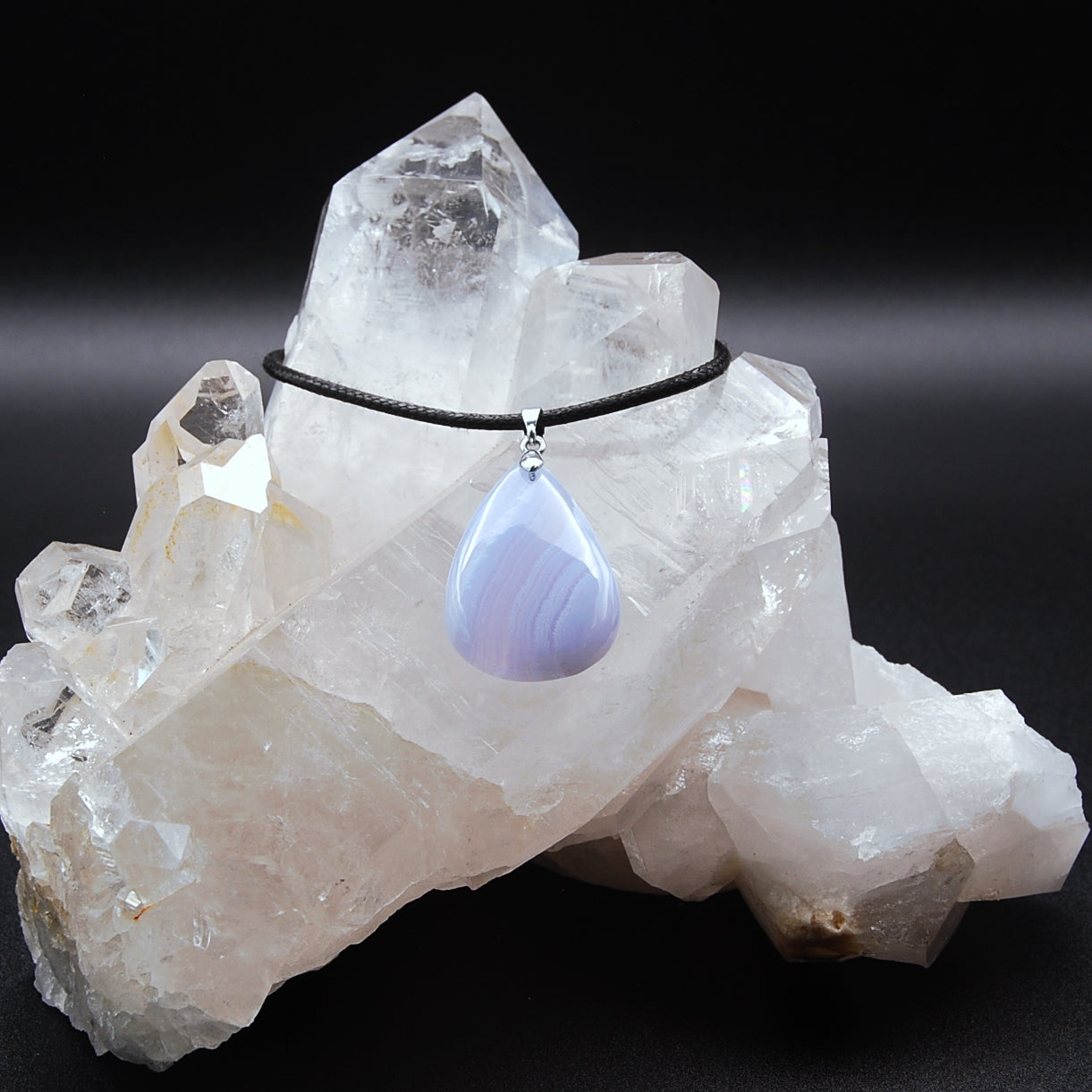 CALCÉDOINE 6,1g (AGATE BLEUE RUBANÉE)
