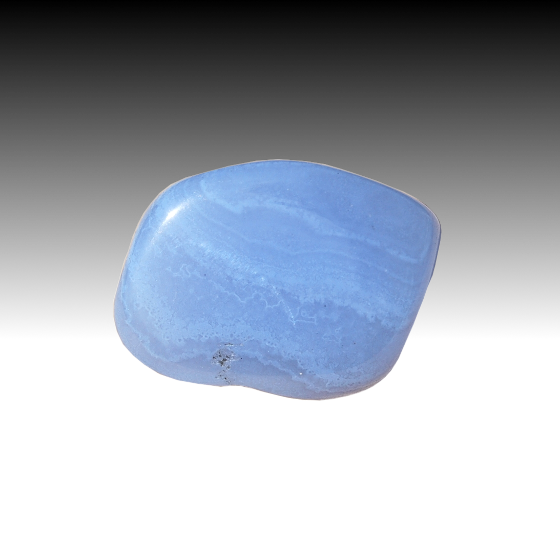 BLUE CHALCEDONY (RIBBED BLUE AGATE)