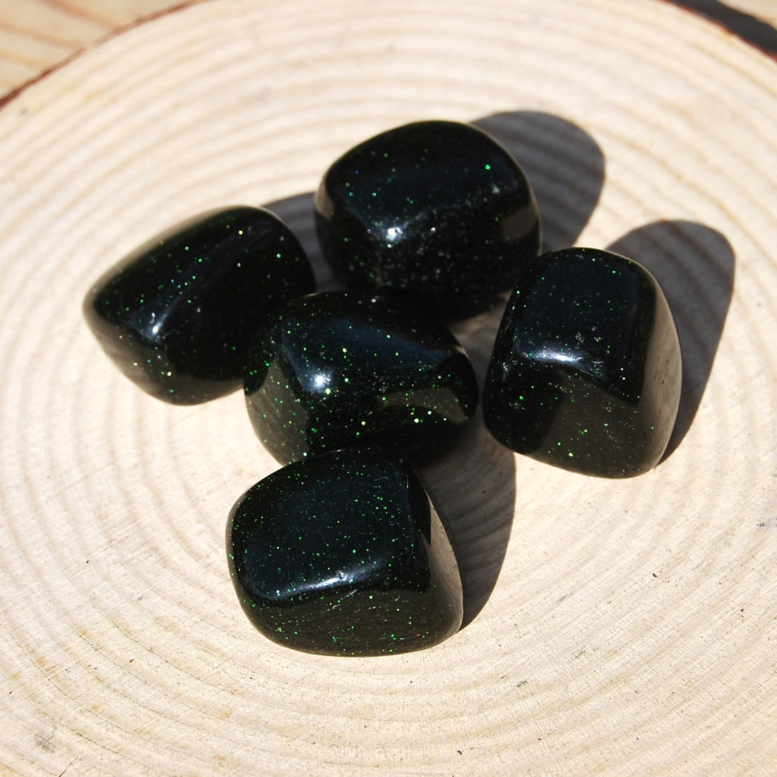 GREEN GOLDSTONE