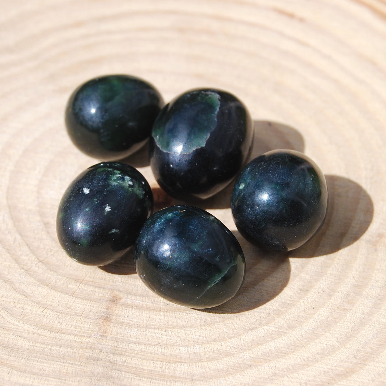 BLACK JADEITE