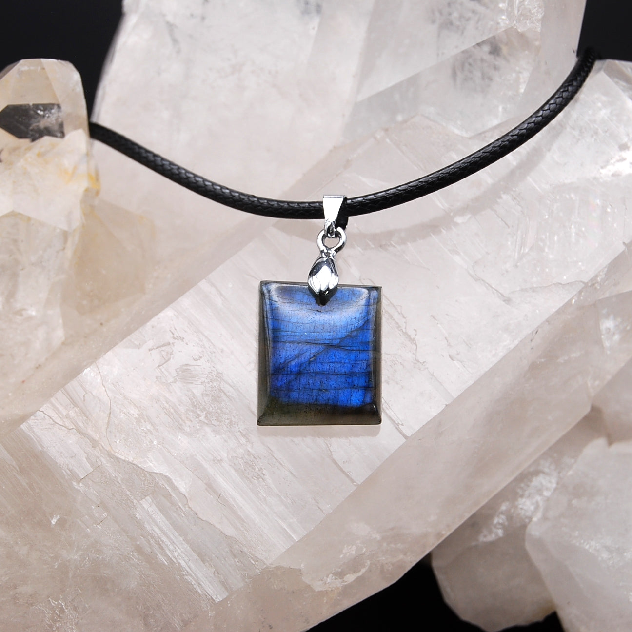 LABRADORITE 3.40g