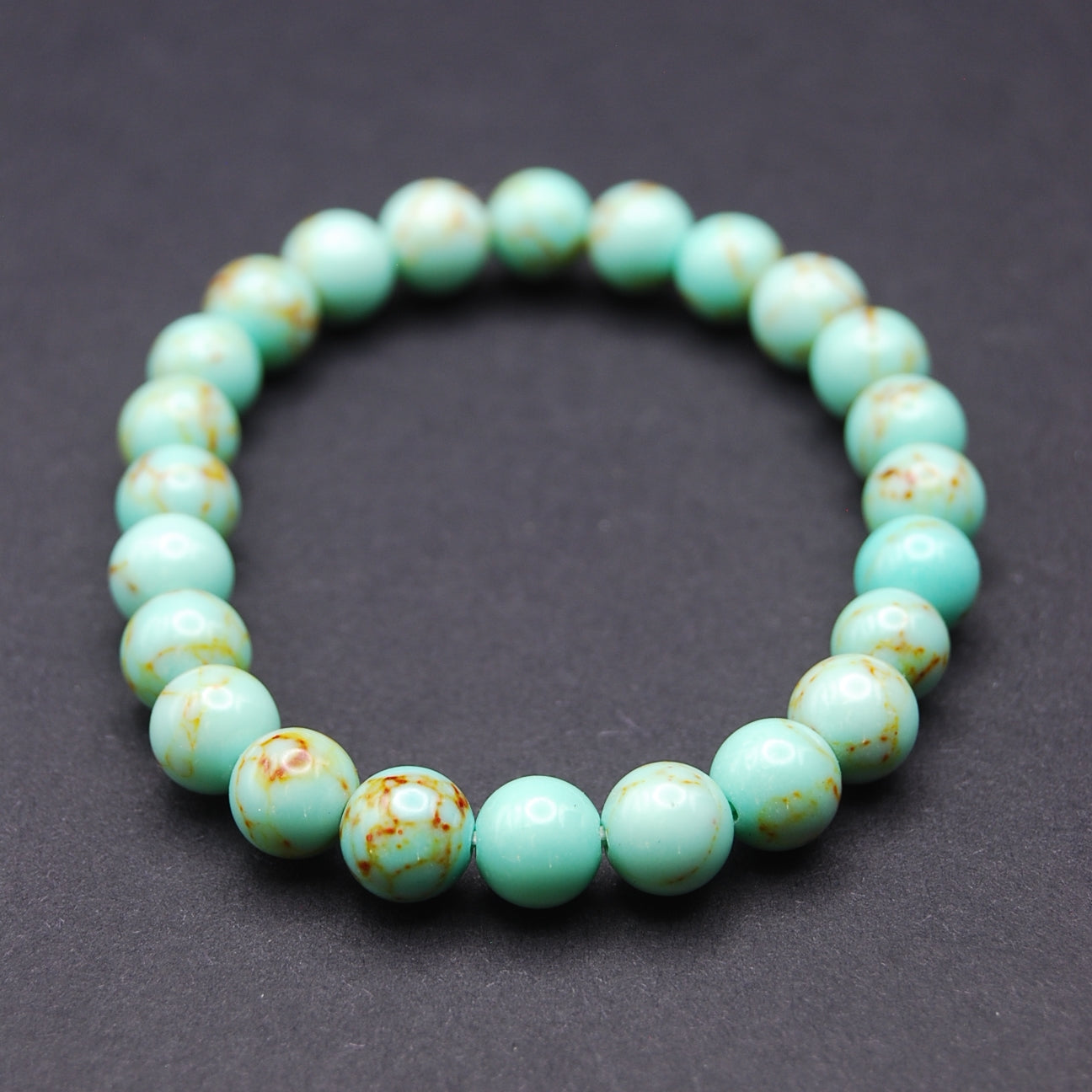 DYED MAGNESITE