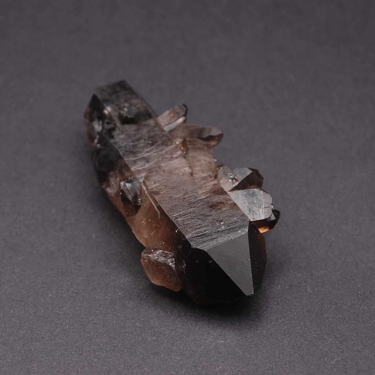DOUBLE TERMINATED SMOKY QUARTZ