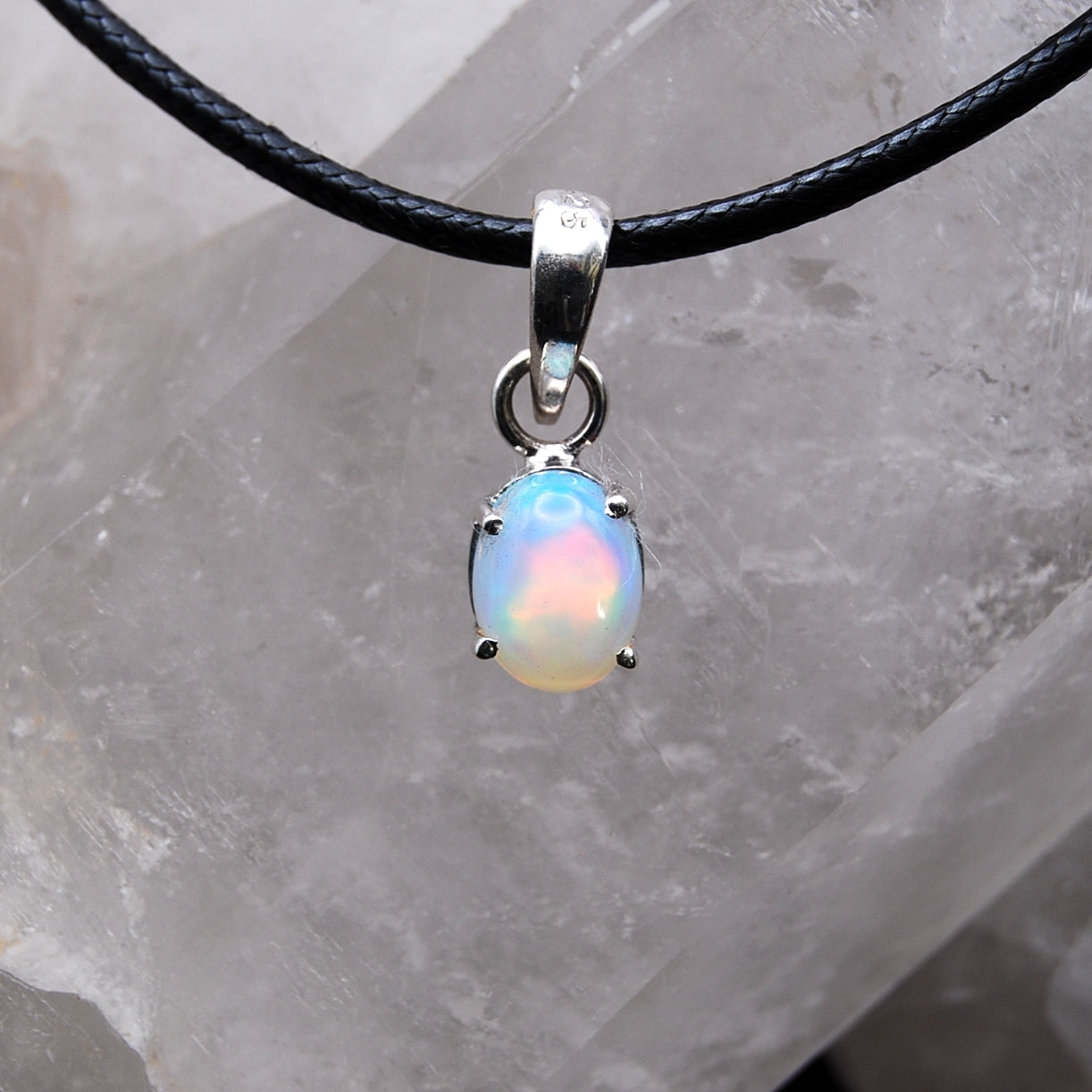 NOBLE OPAL