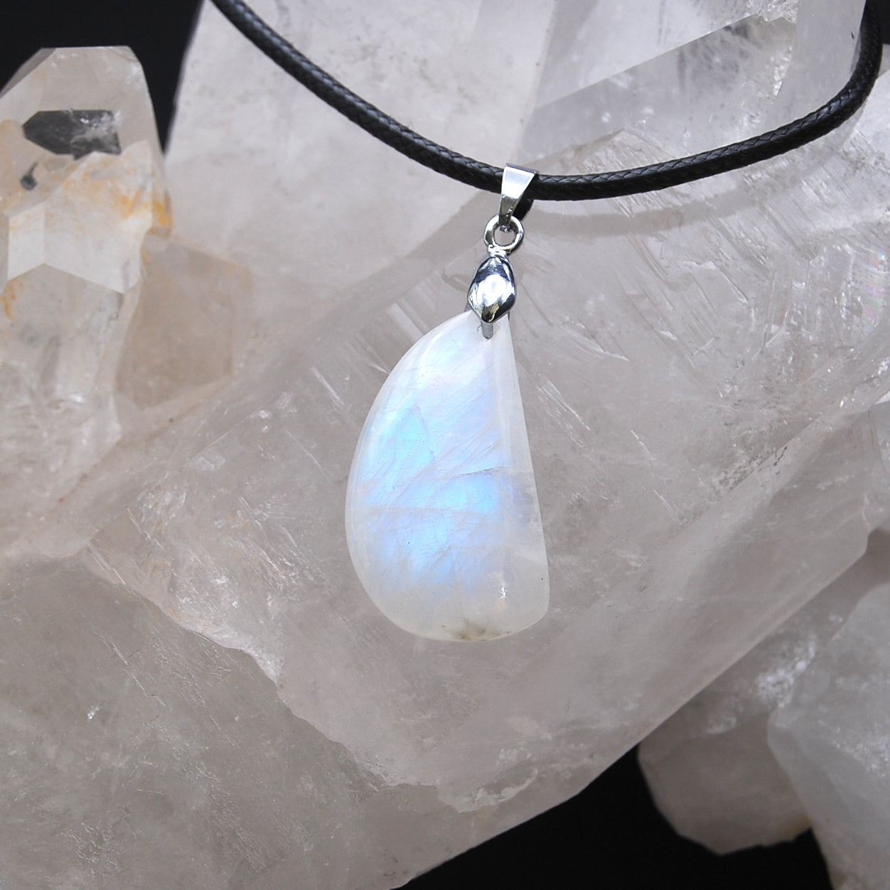 WHITE LABRADORITE - PERISTERITE - MOONSTONE 6.25g