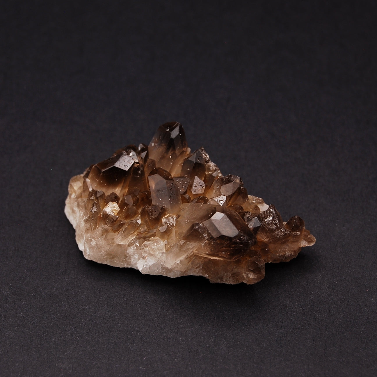 SMOKED QUARTZ CLUSTER